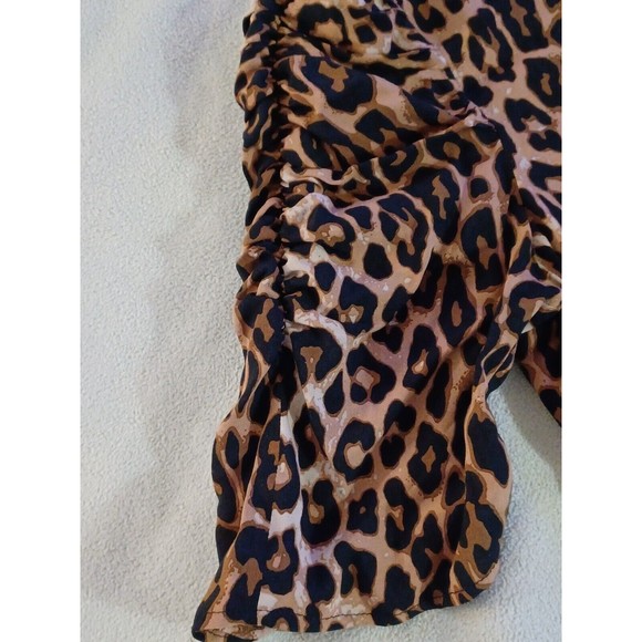 H&M womens cheetah animal print short sleeve blouse size XXS oversized - Picture 5 of 8